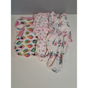 Lot of 3 Baby Girl Swaddles Small and‎ Med Pink
